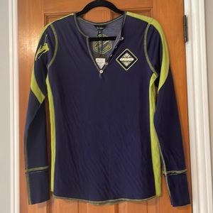 Alp n Rock Ski Shirt. NWT!